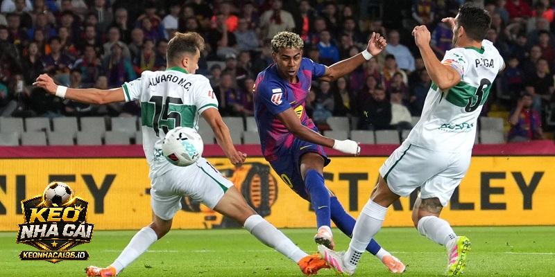 Nhận định Elche vs Barcelona